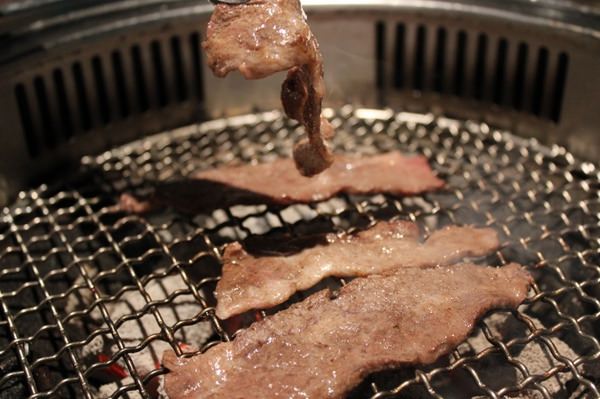 極炙日式燒肉：【口碑卷07】燒肉吃到飽啤酒也能喝到飽的「極炙日式燒肉」