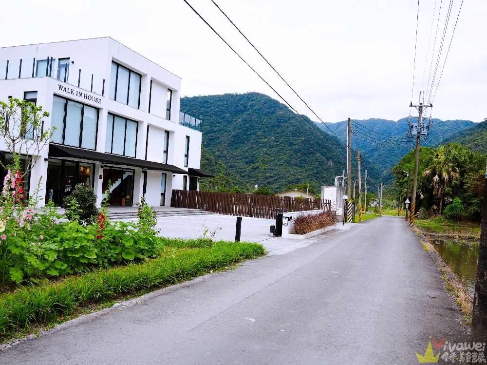 宜蘭員山美食｜『Walk In House 沃客宅』有停車場的質感民宿餐廳～專賣炸物,簡餐,火鍋,甜點,咖啡飲品！