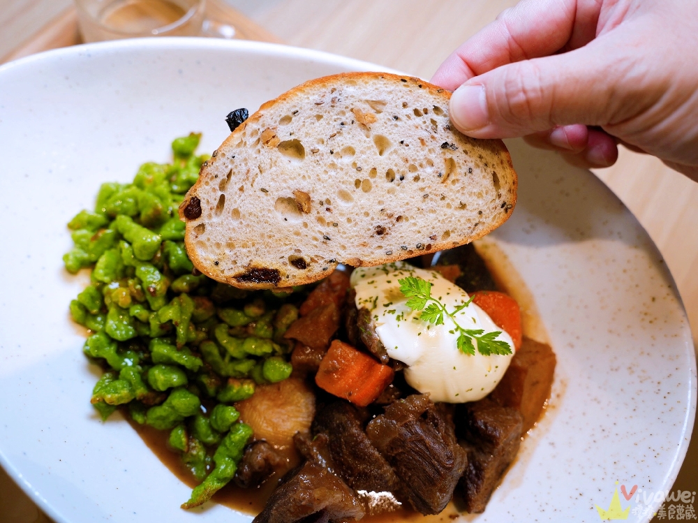 台北士林美食｜『花嶼輕食館』士林站旁巷弄內的早午餐&義大利麵&燉飯專賣～下午茶甜點咖啡廳！