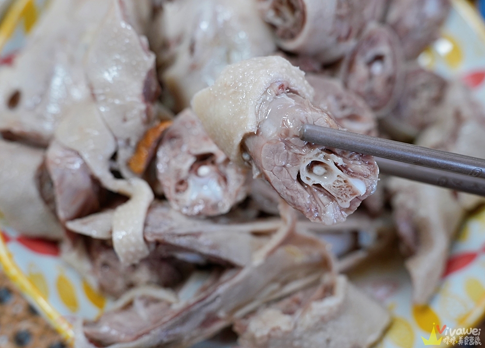 桃園市美食｜『南平鵝肉』4770則評論的鵝肉專賣！超夯的鵝肉專賣～小菜品項豐富好吃！