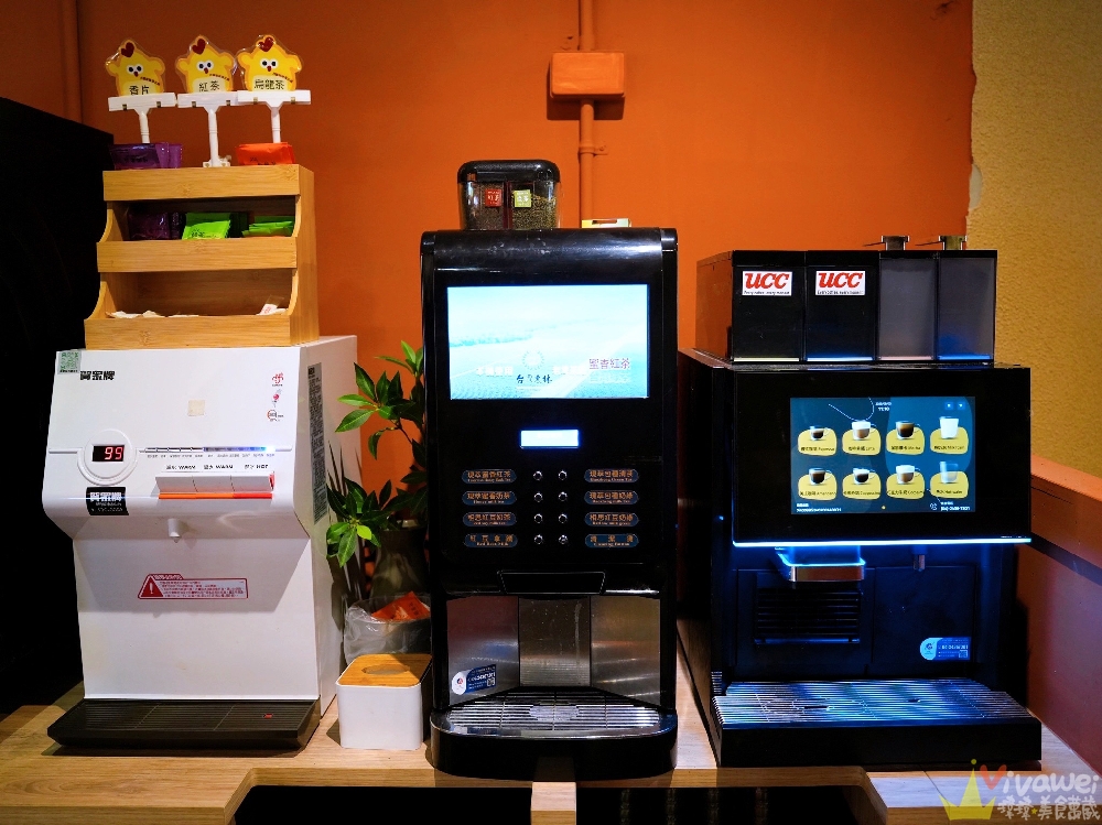 苗栗頭份美食｜『月團圓雞湯火鍋-苗栗頭份店』火鍋控必收！2025全新裝潢自助吧大升級！個人獨享鴛鴦鍋～蔬菜品項豐富～高品質鍋物專賣！