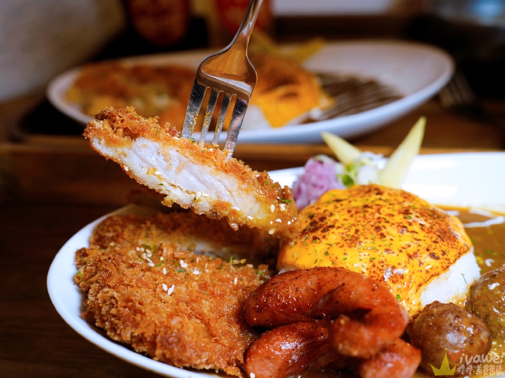 桃園中壢美食｜『天地咖哩Daddy’s Curry 內壢店』新開幕！咖哩飯附熱湯一碗～可免費續加白飯&咖哩醬各一次！