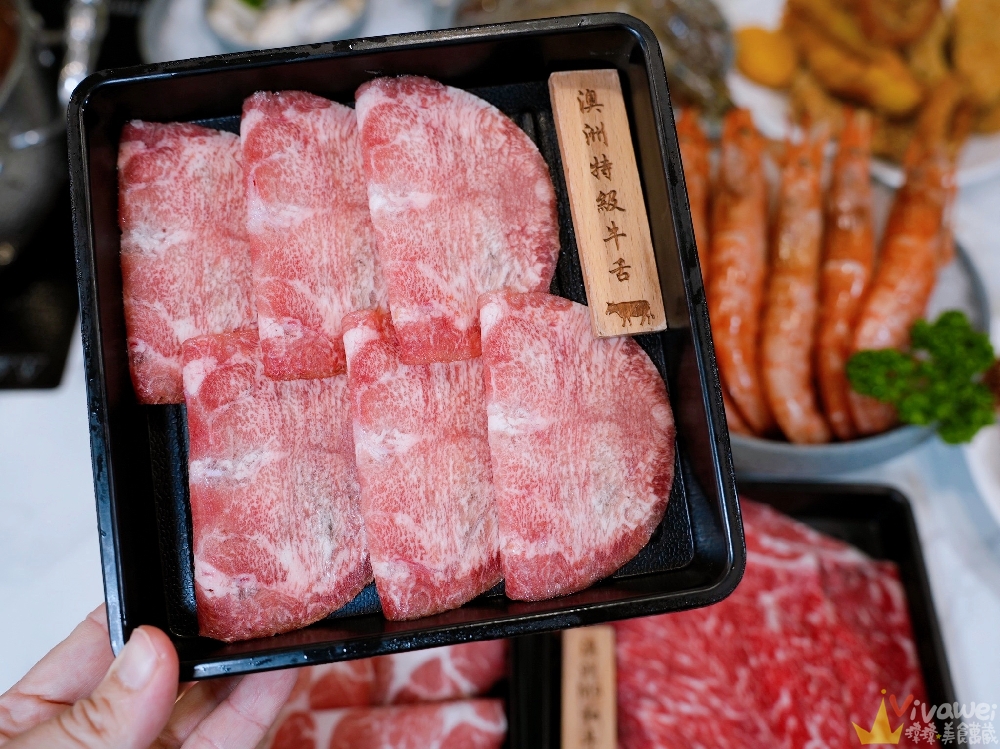 苗栗頭份美食｜『鼎熹華韻鍋物』超狂火鍋自助吧吃到飽！肉盤+海鮮+菜盤任你拿～還有熟食,炸物,罐裝啤酒,甜點,雪花冰,多款冰品！