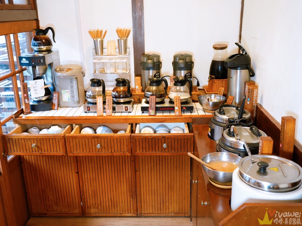 桃園中壢美食｜『蕃薯藤-TINA廚房 中壢壢景町店』點主餐即可享有半自助式健康豐盛餐！主打食當地/食當季/食有機！