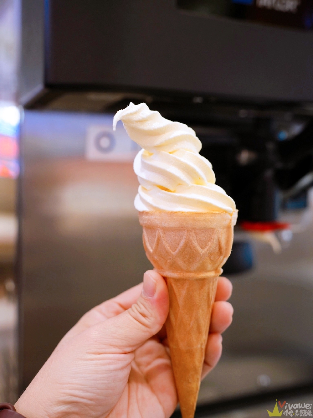 桃園中壢美食｜『錢都日式涮涮鍋-中壢新生店』平日限定經濟雙拼海陸鍋超划算~自助吧飲料,甜湯,冰沙,冰淇淋吃到飽！