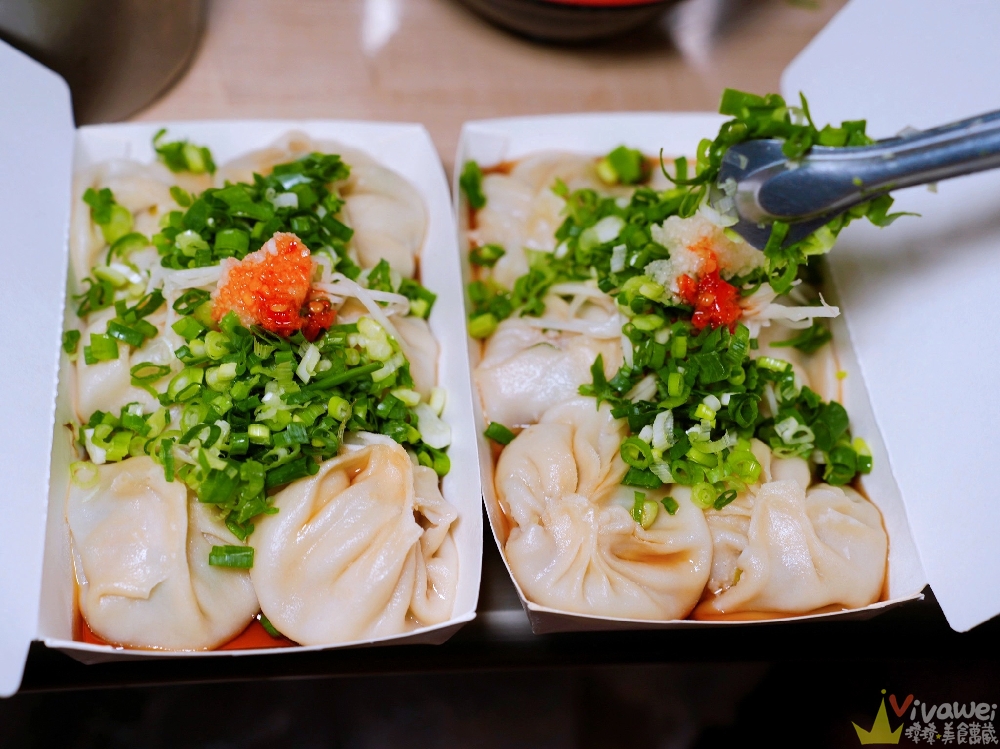 苗栗頭份美食｜『自強鮮肉湯包』Google 4.5顆星評價～在地人推薦的手工現做湯包～蔥花和薑絲免費加！