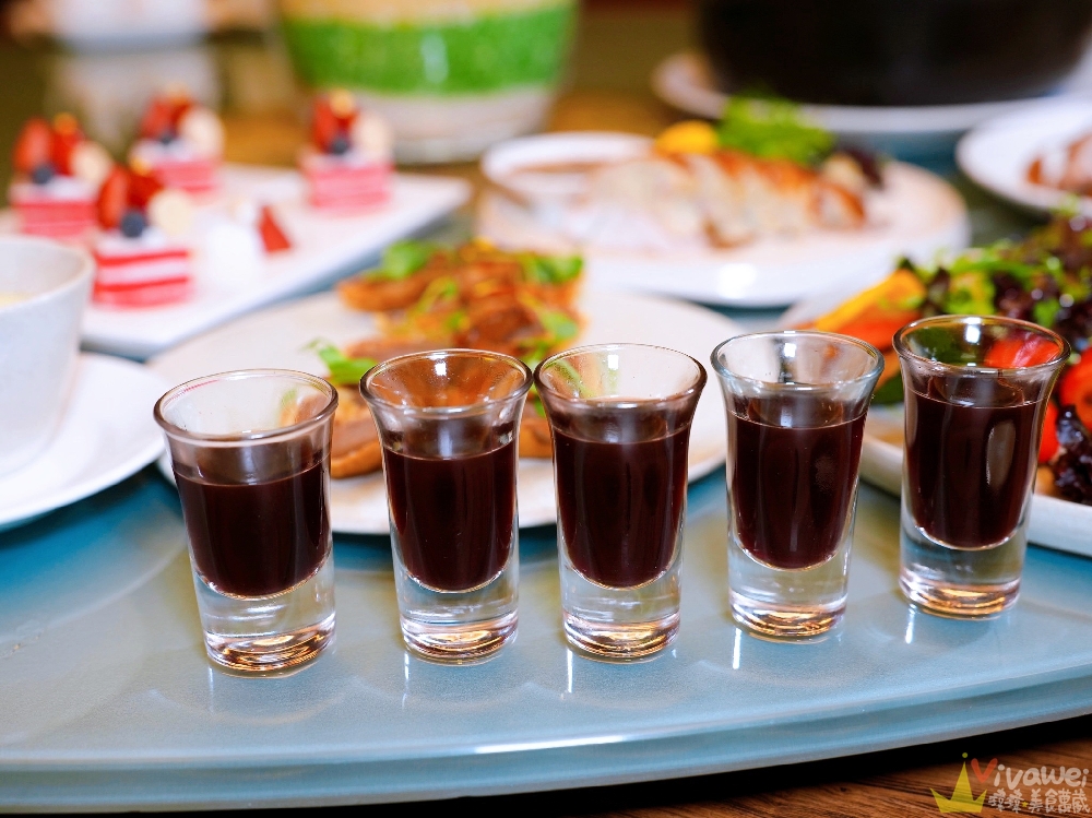 桃園中壢住宿｜『南方莊園渡假飯店』親子渡假首選！開箱景隅家庭客房～體驗迷你海盜大冒險住房專案＋竹地雞西式桌宴一次滿足！