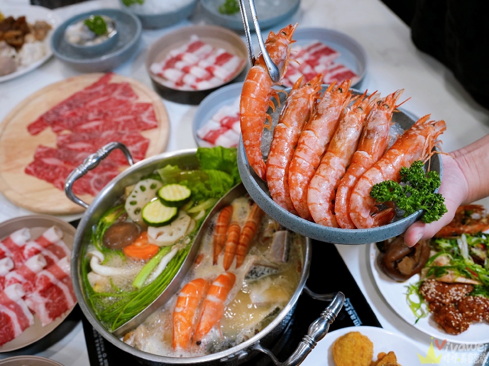 苗栗頭份美食｜『鼎熹華韻鍋物』超狂火鍋自助吧吃到飽！肉盤+海鮮+菜盤任你拿～還有熟食,炸物,罐裝啤酒,甜點,雪花冰,多款冰品！