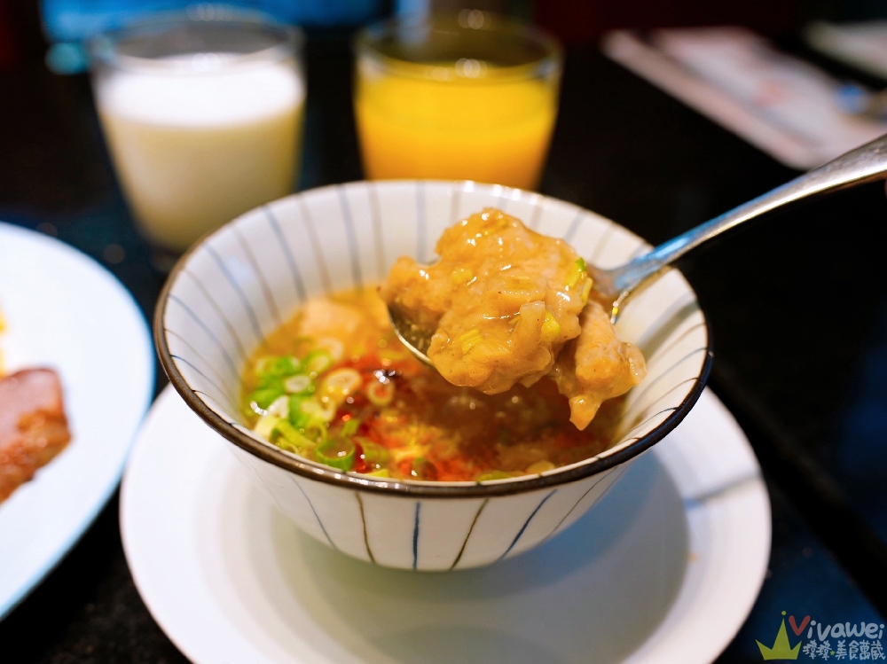 宜蘭礁溪住宿｜『長榮鳳凰酒店(礁溪)』開箱生日我最大方案&鳳凰飴號！客房生日布置&免費生日蛋糕！鳳凰飴號的星巴克咖啡下午茶&晚上Happy Hour暢飲！