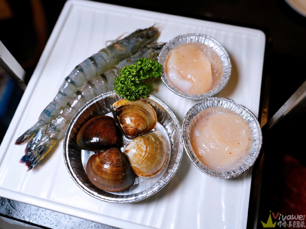 台中北屯美食｜『茶六燒肉堂-東山店』上等牛肉雙人套餐～附餐有沙拉,米食,海鮮,甜點,飲料！