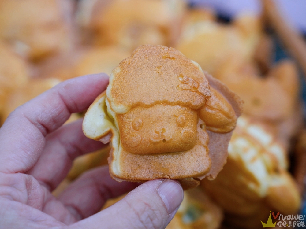 苗栗頭份美食｜『羊太咬咬 創意雞蛋燒』平日限定的療癒系下午茶！黑糖麻糬爆餡+香菜皮蛋創意口味雞蛋糕！