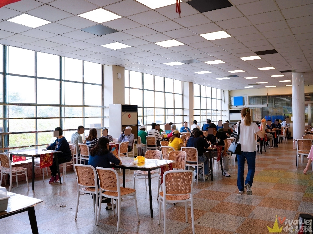 宜蘭礁溪美食｜『玉里橋頭臭豆腐-礁溪店』免跑花蓮就能吃到！現炸的酥脆臭豆腐～附設免費停車場！