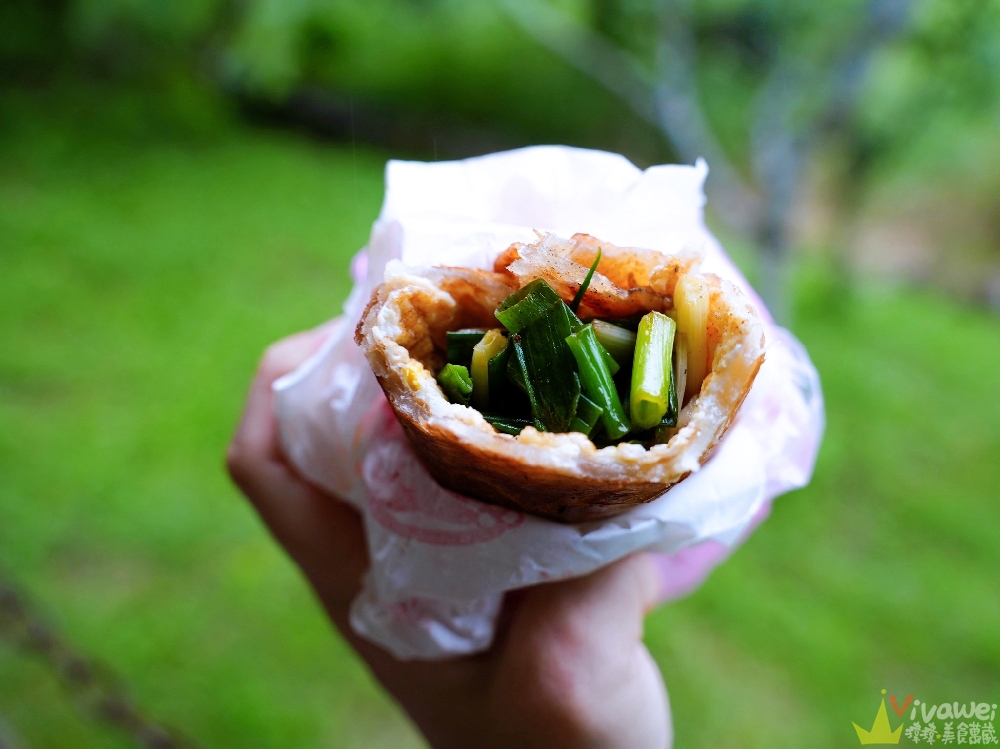 宜蘭三星美食｜『羅家蔥捲餅』必吃蔥捲餅加蛋！三星蔥現煎現做銅板小吃～在地人氣排隊美食！