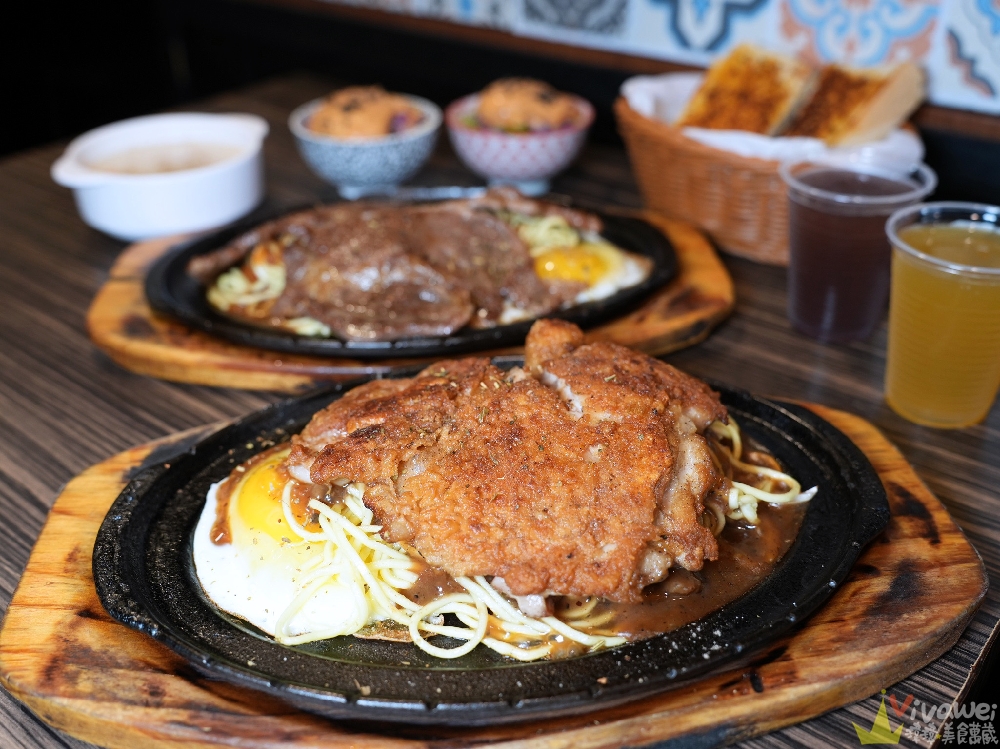 苗栗市美食｜『小羊咩專業牛排館』必吃酥脆雞腿排！自助區有濃湯,冰品及飲料無限暢飲！