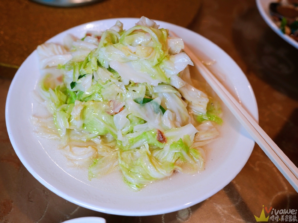 桃園龍潭美食｜『桃群客家活魚餐廳』龍潭大池周邊～附設免費停車場！餐點豐富多元又好吃的熱炒桌菜餐廳！