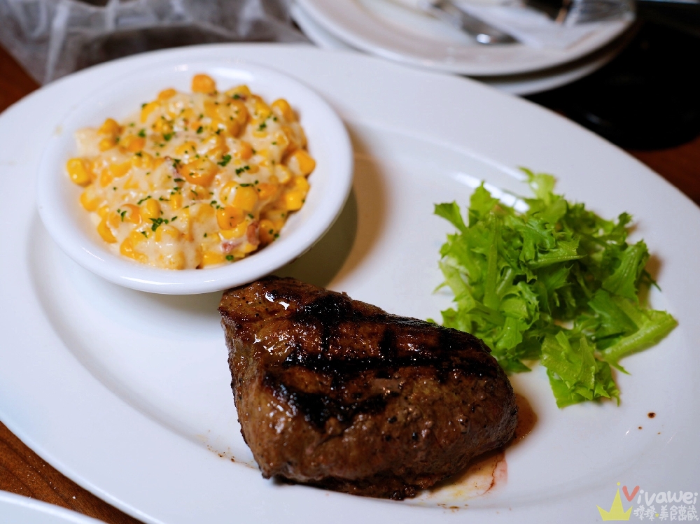 桃園中壢美食|『Texas Roadhouse 德州鮮切牛排』青埔新光影城/置地廣場xpark二樓!美式排餐專賣店~內用餐包&花生無限吃到飽! 桃園中壢美食|『Texas Roadhouse 德州鮮切牛排』青埔新光影城/置地廣場xpark二樓!美式排餐專賣店~內用餐包&花生無限吃到飽!