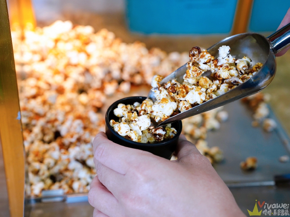 新竹竹北美食|『牛範生台式蒜香牛排』牛排界的模範生~高CP值平價牛排!加鐵板麵&獨家油封蒜醬都免費!還有豐盛自助吧吃到飽! 新竹竹北美食|『牛範生台式蒜香牛排』牛排界的模範生~高CP值平價牛排!加鐵板麵&獨家油封蒜醬都免費!還有豐盛自助吧吃到飽!