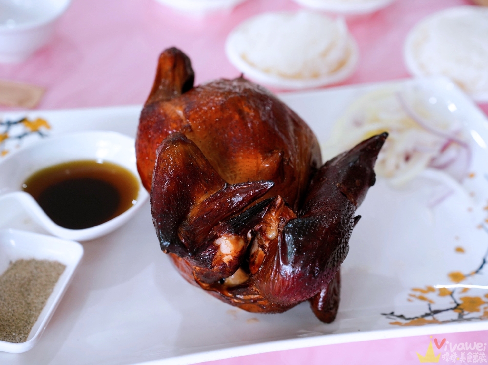 宜蘭壯圍美食｜『大仁哥蔗香脆皮桶仔雞-旗艦總店』多人聚餐合菜餐廳~招牌甘蔗脆皮桶仔雞須提前預訂！