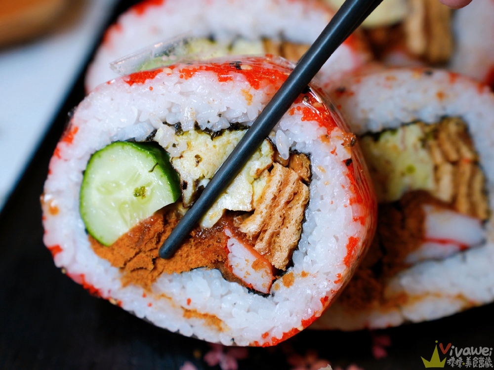 宜蘭冬山美食｜『乙森食堂』高CP值的日式家庭料理～現做餐點新鮮好吃～有兒童椅&小小的塌塌米兒童遊樂區！