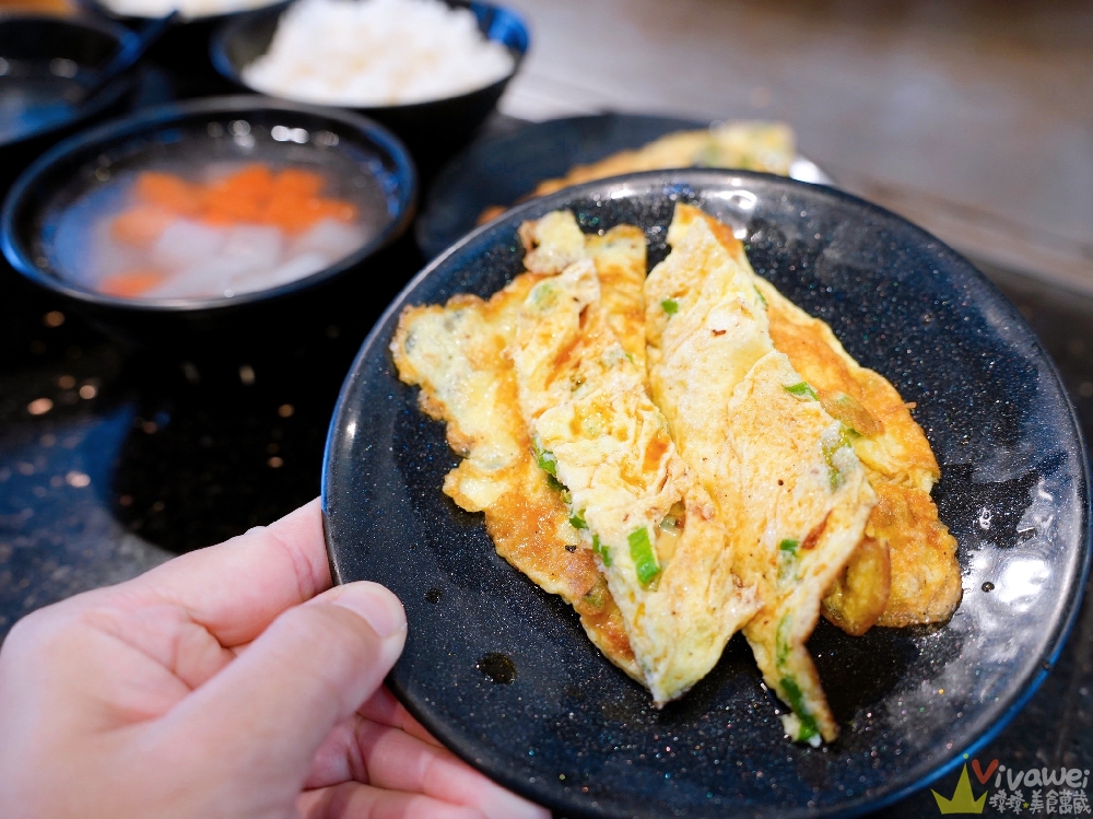 桃園中壢美食｜『紅品鐵板燒』健行科大週邊的平價鐵板燒～包手師傅親自料理～內用免費續菜&湯品及飲料喝到飽！