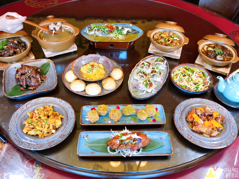 苗栗三灣美食｜『龍叔伯庭園餐館』超氣派的客家私房台菜餐廳～餐點品項豐富又好吃～親子友善且附設免費停車場！