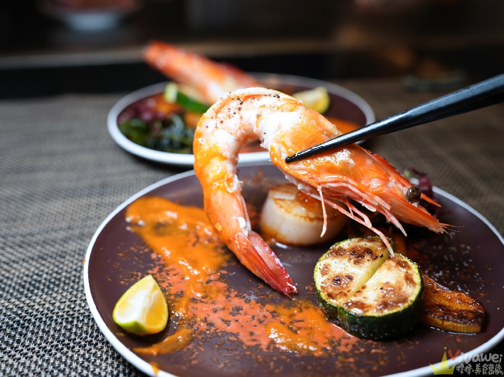 苗栗市美食｜『賞鐵板料理』適合約會和慶生聚餐的質感鐵板料理！親子友善～附免費停車場！