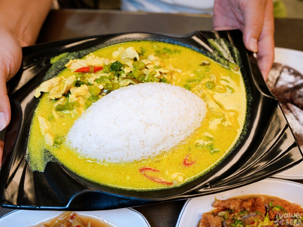 桃園平鎮美食｜『雲泰館』中壢車站後站新開幕！綜合米干&熱炒類&涼拌及酥炸類&麵類及飯食等餐點！