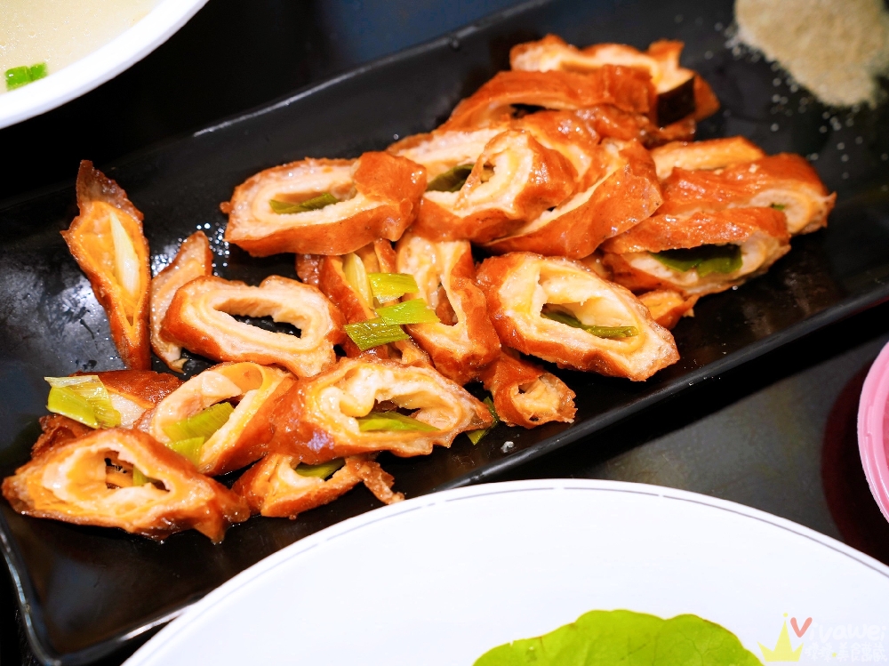 桃園大園美食｜『祥祥炒飯功夫館-大園旗艦店』多達20種炒飯口味！還有熱炒,粥品,燴飯,炸物,湯品等豐富餐點選擇！