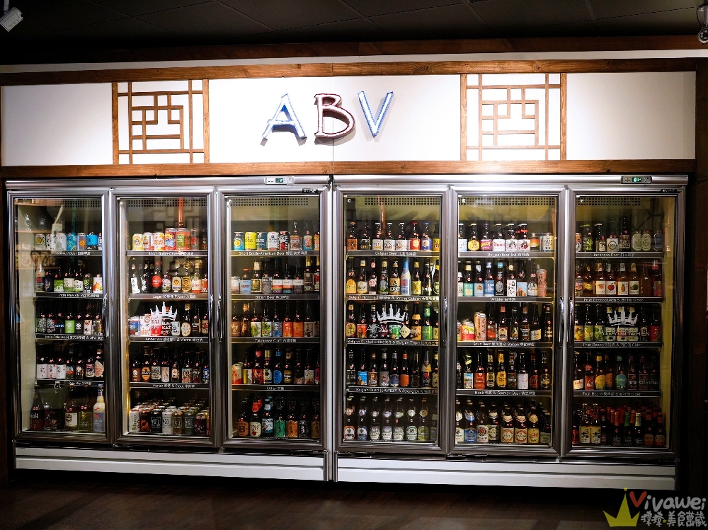 新北板橋美食｜『ABV Bar & Kitchen 韓式餐酒館』板橋車站道地韓式料理餐酒館&超過300款精釀啤酒！韓式小菜吃到飽～還有桌邊韓式烤肉服務！