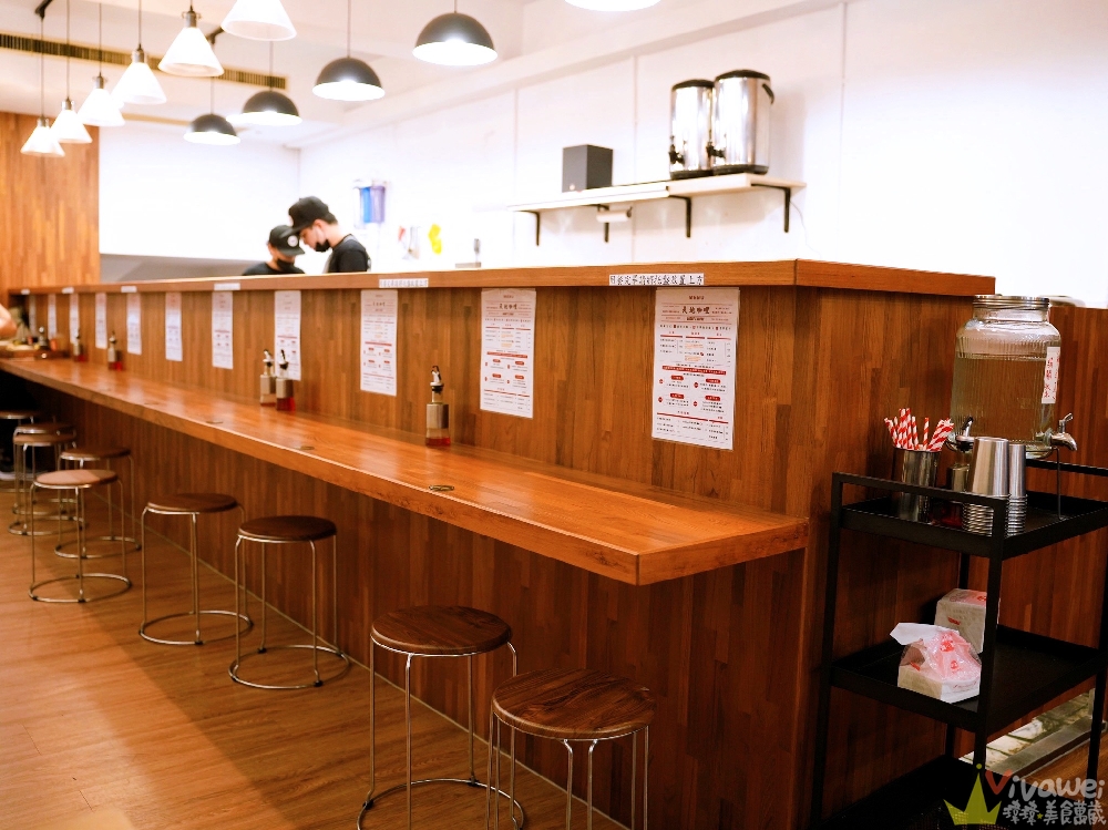 桃園中壢美食｜『天地咖哩Daddy’s Curry 內壢店』新開幕！咖哩飯附熱湯一碗～可免費續加白飯&咖哩醬各一次！