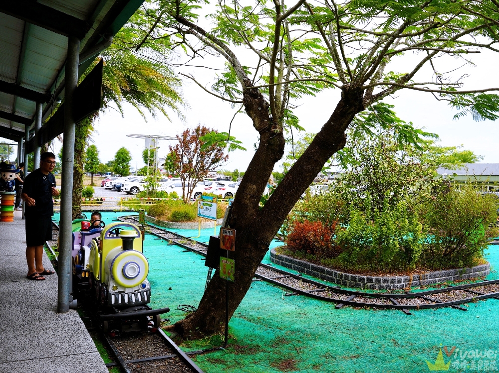 宜蘭壯圍美食｜『大仁哥蔗香脆皮桶仔雞-旗艦總店』多人聚餐合菜餐廳~招牌甘蔗脆皮桶仔雞須提前預訂！