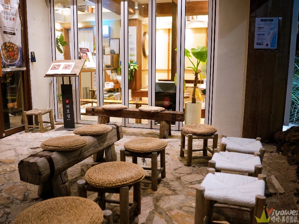 韓國釜山美食｜『尾浦家 松亭分店(미포집 송정직영점)』 美女生醃醬海鮮套餐開箱！松亭海景餐廳+必吃超浮誇醬蟹拼盤！