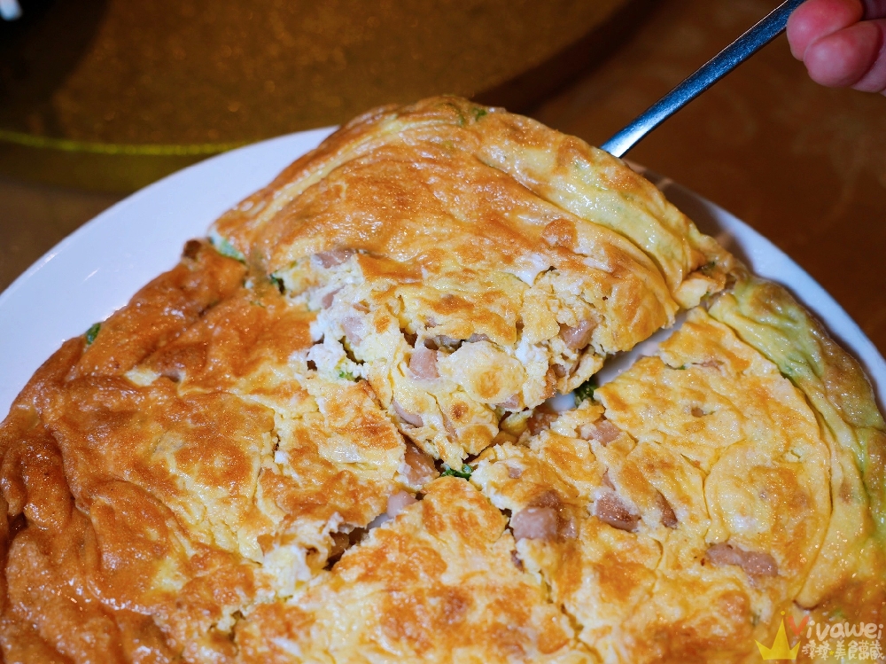 桃園龍潭美食｜『桃群客家活魚餐廳』龍潭大池周邊～附設免費停車場！餐點豐富多元又好吃的熱炒桌菜餐廳！