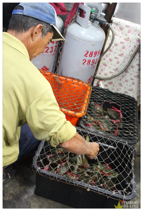 台南安平美食｜『阿美螃蟹粥』吃不到95元限量螃蟹粥! 只有貴貴的秤重螃蟹!