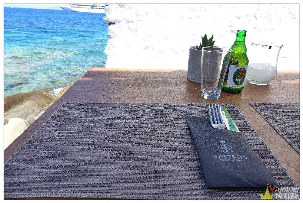 希臘米克諾斯美食｜『Kastro’s Restaurant』超浪漫的海景餐廳~IG熱門的拍照打卡點!
