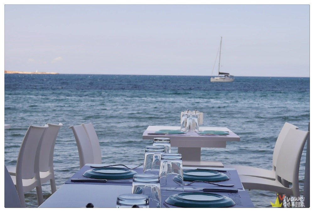 希臘帕羅斯島美食｜『Taverna Glafkos』PAROS納烏莎Naoussa海景餐廳~好吃的烤魚和鮮蝦義大利麵!