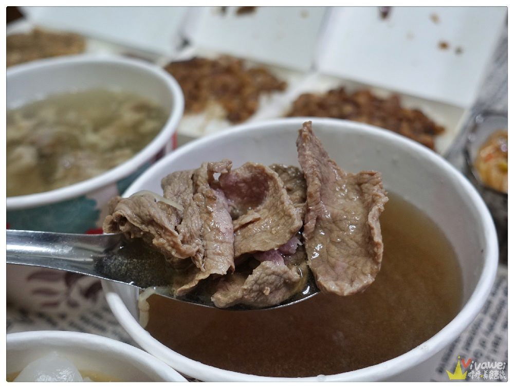 苗栗市美食｜『有食間』台南早餐黃金組合這裡吃得到！台南牛肉湯配肉燥飯好好味！