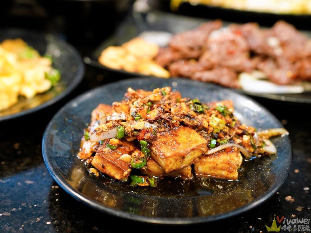 桃園中壢美食｜『紅品鐵板燒』健行科大週邊的平價鐵板燒～包手師傅親自料理～內用免費續菜&湯品及飲料喝到飽！