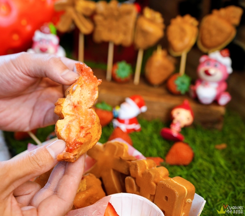 苗栗大湖美食｜『HEN厚實雞蛋糕』大湖酒莊草莓季限定美食推薦~假日才吃得到！必點綜合雞蛋糕+草莓糖葫蘆~造型可愛又好拍！