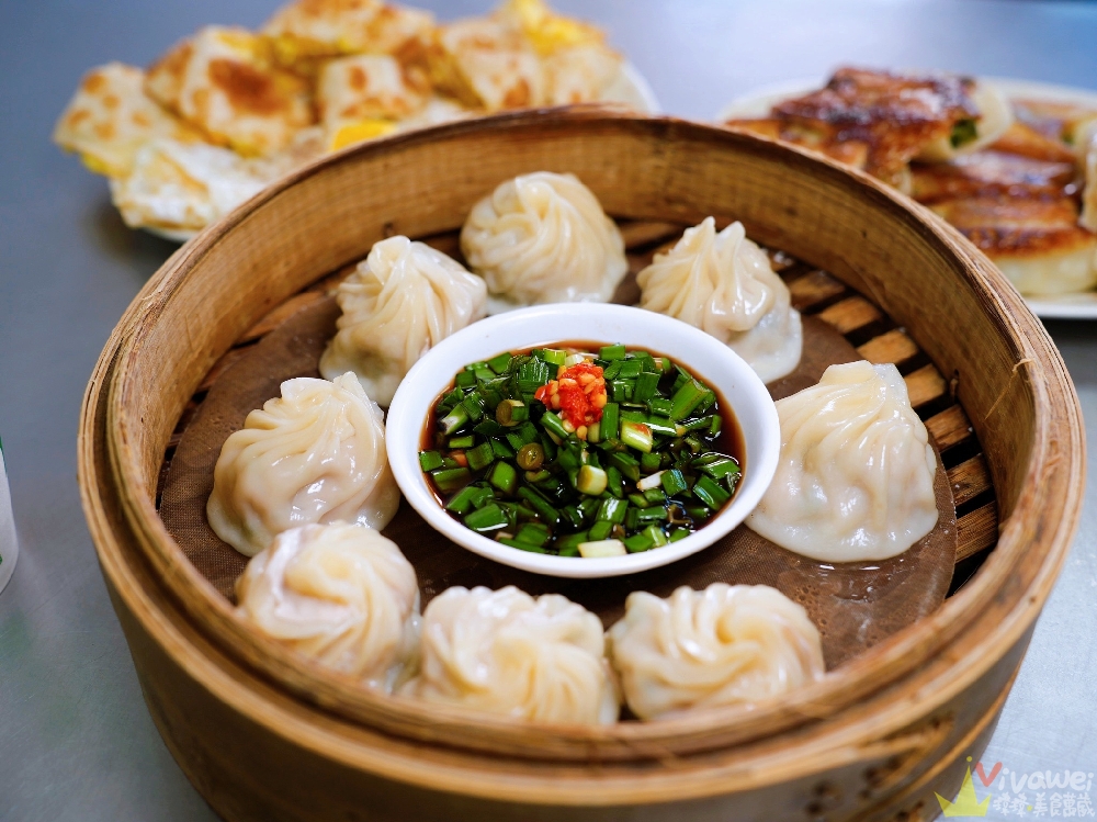 苗栗市美食｜『廣和小籠包』手工製作的中式早餐！推薦脆皮鍋貼&酥皮蛋餅！