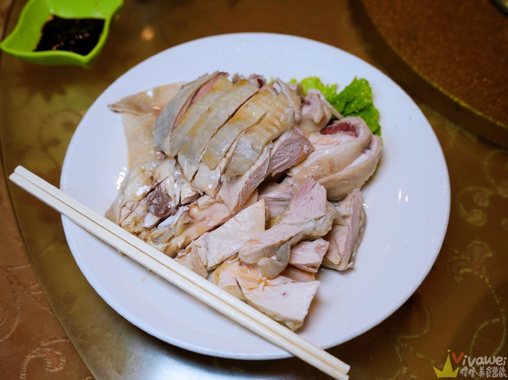 桃園龍潭美食｜『桃群客家活魚餐廳』龍潭大池周邊～附設免費停車場！餐點豐富多元又好吃的熱炒桌菜餐廳！