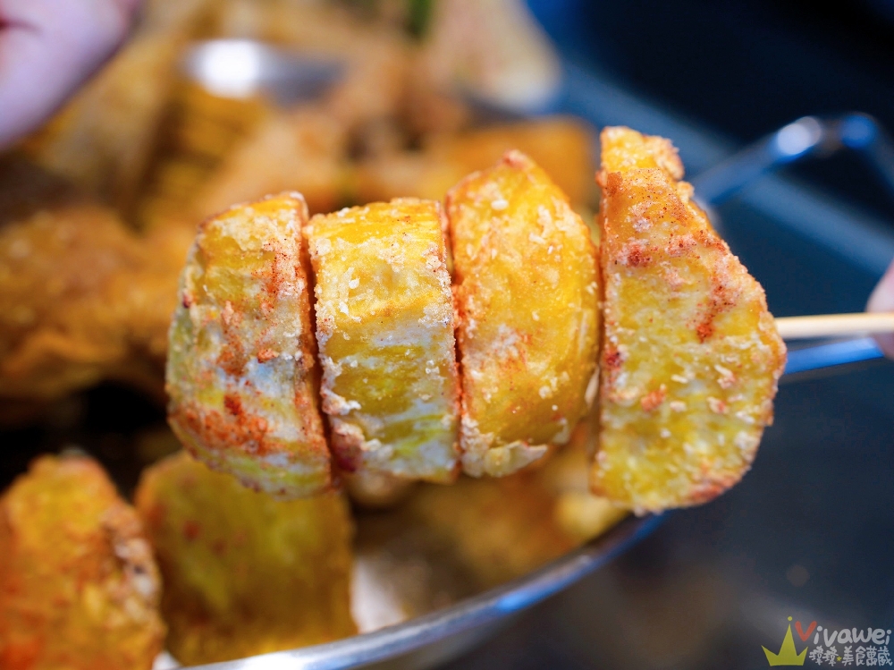 桃園蘆竹美食|『尚豪轟炸雞翅(坑口店)』平日限定!藏在工業區的好吃炸物專賣!必買魷魚,甜不辣,地瓜~可免費加蒜片! 桃園蘆竹美食|『尚豪轟炸雞翅(坑口店)』平日限定!藏在工業區的好吃炸物專賣!必買魷魚,甜不辣,地瓜~可免費加蒜片!