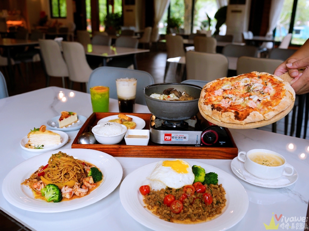 苗栗獅潭美食｜『光之彩庭園餐廳』附設免費停車位！親子友善&輪椅友善&寵物友善的舒適用餐空間～有義大利麵,火鍋,披薩,甜點下午茶!