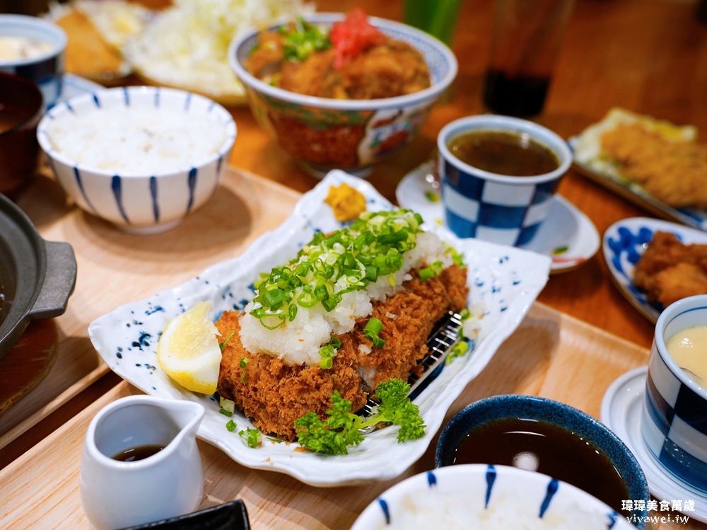 苗栗市美食|『花鳥豬排』熟成炸豬排專賣店!內用越光米,味噌湯,高麗菜絲,熱紅茶無限享用!平日商業午餐&外帶便當都推薦! 苗栗市美食|『花鳥豬排』熟成炸豬排專賣店!內用越光米,味噌湯,高麗菜絲,熱紅茶無限享用!平日商業午餐&外帶便當都推薦!