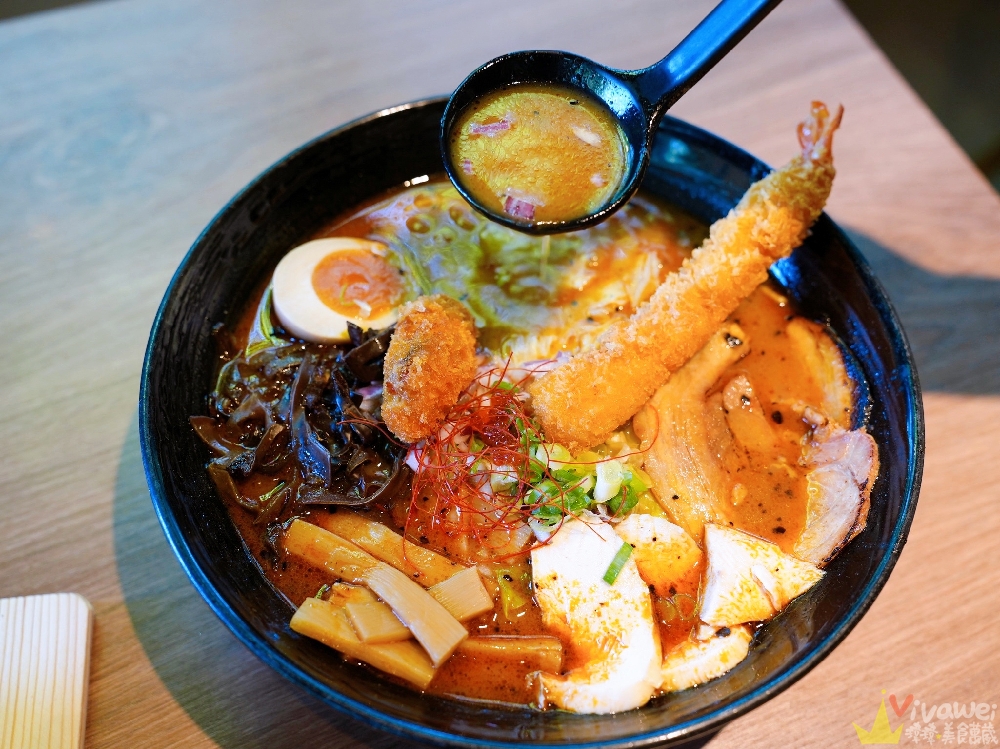 南投仁愛美食｜『星嵐拉麵』近清境農場的高海拔拉麵店～親子友善還有桌遊和盪鞦韆～週五,六,日限定自家製麵拉麵！