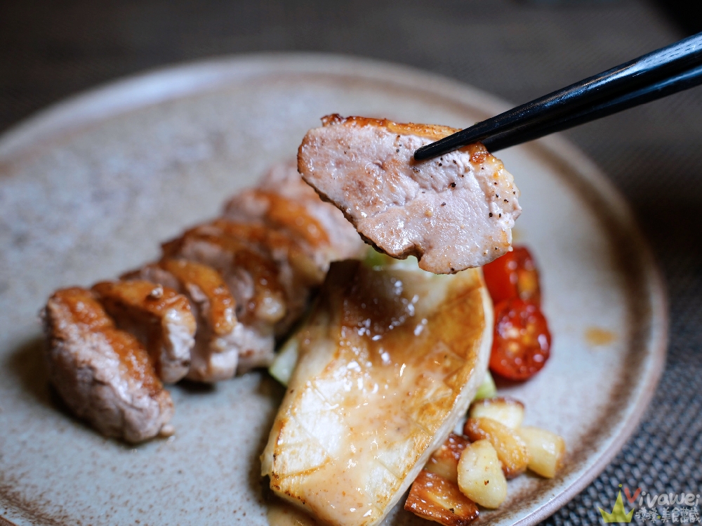 苗栗市美食|『賞鐵板料理』適合約會和慶生聚餐的質感鐵板料理!親子友善~附免費停車場! 苗栗市美食|『賞鐵板料理』適合約會和慶生聚餐的質感鐵板料理!親子友善~附免費停車場!