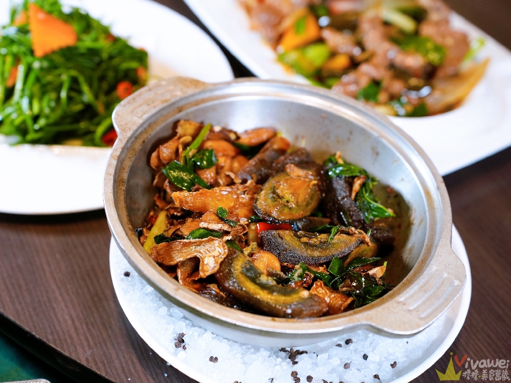 桃園市美食｜『禾康餐廳』精緻美味的桌菜熱炒小吃～有卡拉OK包廂～尾牙春酒&親朋好友家庭聚餐新選擇！