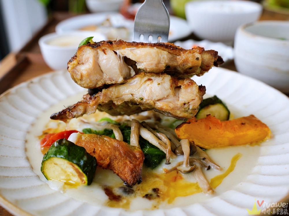 宜蘭員山美食｜『Walk In House 沃客宅』有停車場的質感民宿餐廳～專賣炸物,簡餐,火鍋,甜點,咖啡飲品！