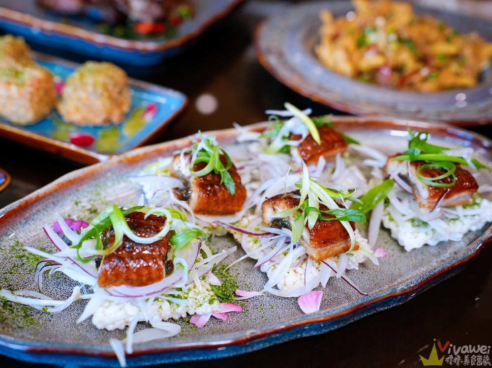 苗栗三灣美食｜『龍叔伯庭園餐館』超氣派的客家私房台菜餐廳～餐點品項豐富又好吃～親子友善且附設免費停車場！