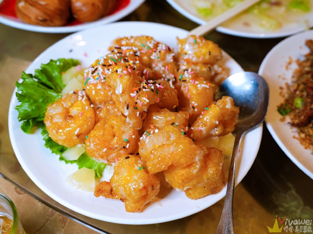 桃園龍潭美食｜『桃群客家活魚餐廳』龍潭大池周邊～附設免費停車場！餐點豐富多元又好吃的熱炒桌菜餐廳！